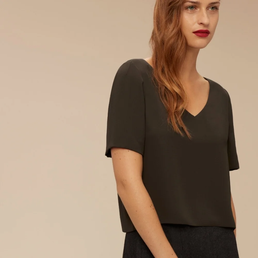 Babaton Black V-Neck Short Sleeve Top - Picture 2 of 5